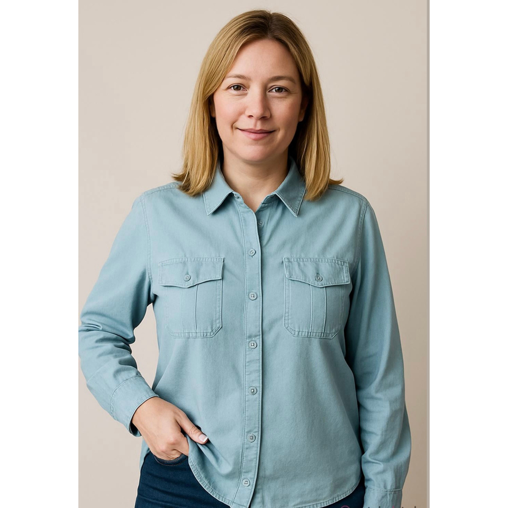Women's GAP Aqua Long Sleeve Button Down Shirt Lg Minimalist Clean Girl Normcore